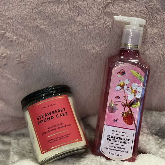 Strawberry Pound Cake, Bath & Body Works, Fragrance Set, Hand Soap & Candle Set - Picture 2 of 2